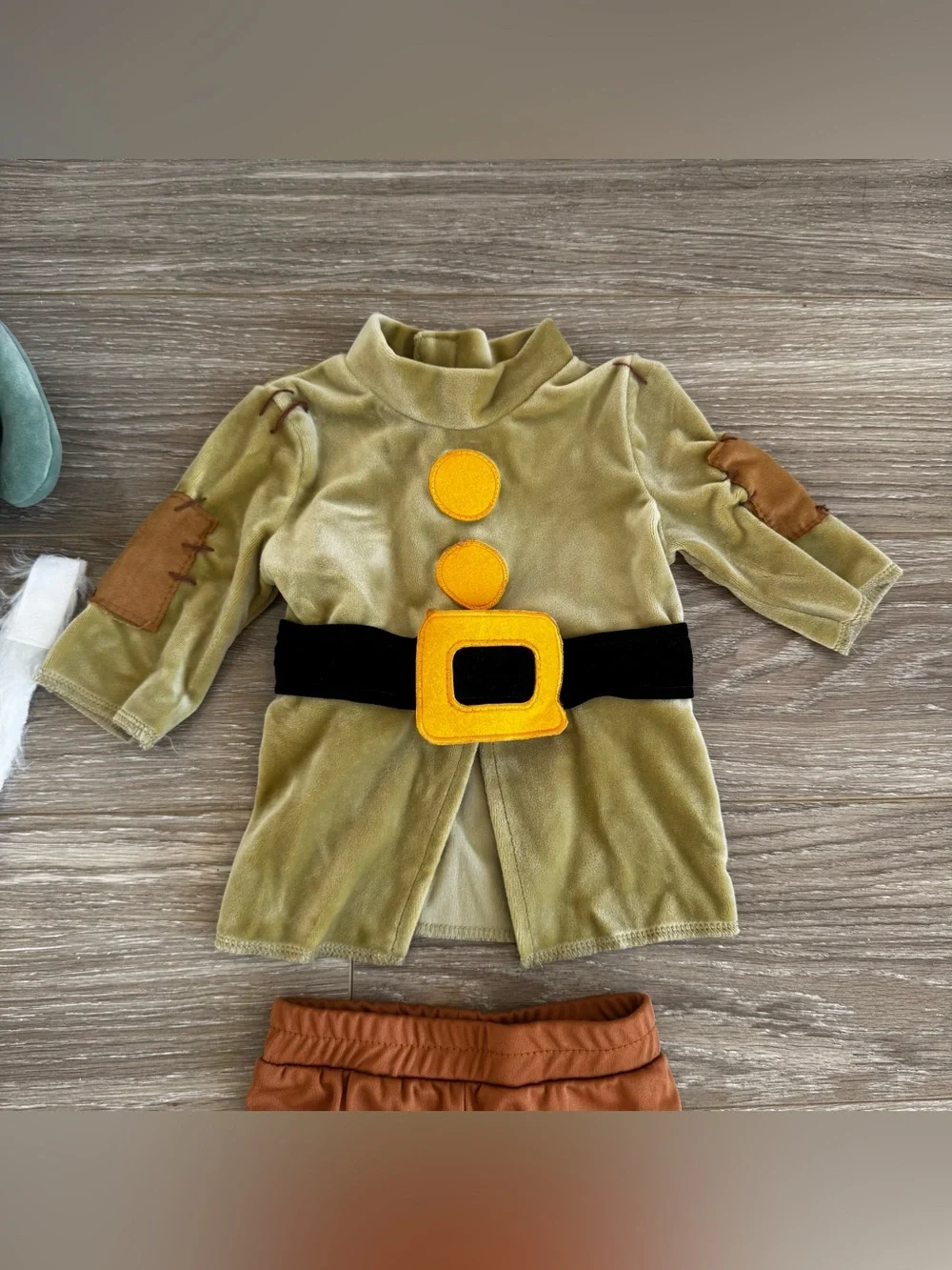Disney Sleepy Dwarf Costume Snow White & the seven dwarfs
